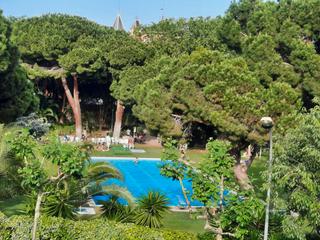 Miete Appartement in Passeig bellresguard 6. Apartamento en alquiler de temporada con piscina