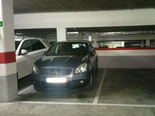 Affitto Posto auto in Aracne 17. Alquiler de plaza de garaje enfrente cc plenilunio