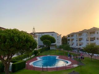 Pis a Laguna seca 45. ¡piso en venta en el portil! a solo 500 m de la playa – con pisc