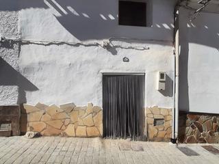 Casa a Calle corazon de jesus 22. Gran oportunidad!