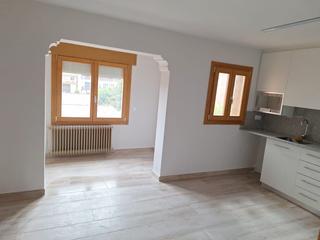 Rent Flat in Carrer de les escoles 8. Ampli, lluminós, tranquil