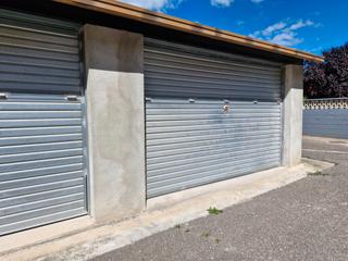 Location Parking voiture à Cami de la creu 15. Garatge privat per a dos cotxes més altell