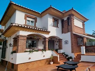 Casa en Calle rebite 49. Chalet granada