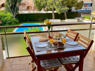 Flat in Calle pandols 10. Piso con piscina a 10 minutos de la playa