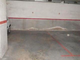 Lloguer Aparcament cotxe a Ctra terrassa  190. Plaza de garaje amplia en edificio residencial – ctra. de terras