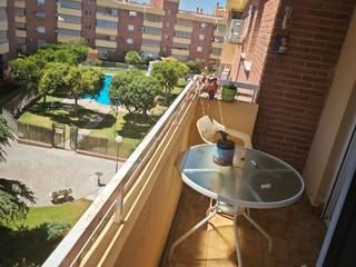 Appartement à Raphael  15. Venta piso urbanización olimpo