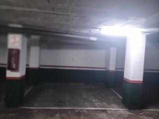 Parking coche en Plaza españa  20. Parquing amplio