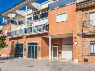 Posto auto in Av. corts valencianes  75. Disponibles plazas garaje desde 12000