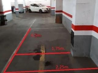 Miete Autoparkplatz in Mare de déu dels desamparats 92. Se alquilan varias plazas