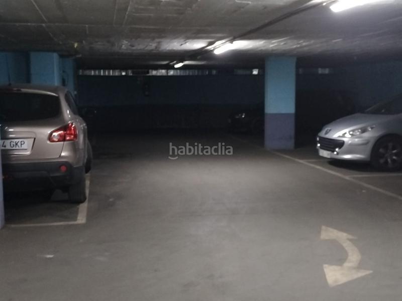 Foto 04be98f5-75a7-479e-9809-47c1cae2f760. Alquiler parking coche en josep anselm clavé 23 alquiler plaza de parking individual en Hospitalet de Llobregat (L´)