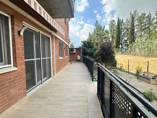 Appartement à Plaza milenari  6. Se vende planta baja reformada