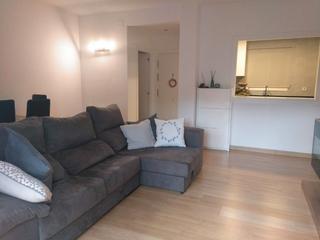 Location Rez-de-chaussée à Cami ral 1. Planta baja en alquiler en barceloneta, begues.