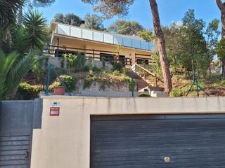 Miete Haus in Carrer francesc macià i llusa 42. Fantástico chalet en la urbanización les ginesteres de argentona