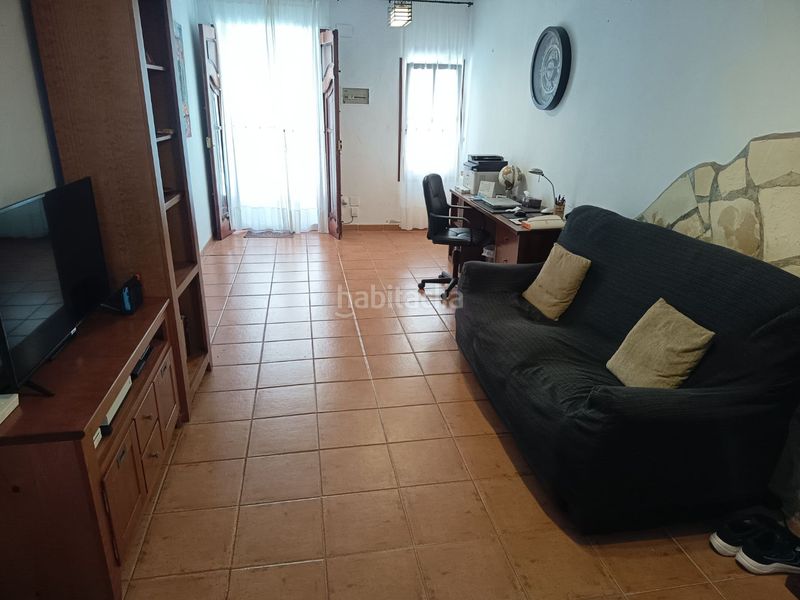 Foto 021a0b76-e060-4780-9a5e-790e5fa3a1f4. Casa adosada en santa bárbara 35 casa en venta casco antiguo con jardin en Benissa