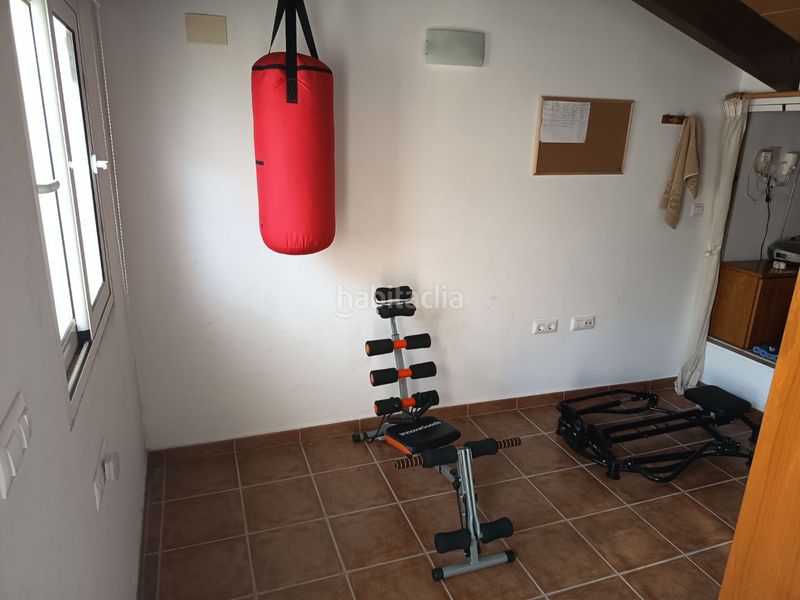 Foto e71fc0b8-e1ad-4d35-bdef-0779891da9b2. Casa adosada en santa bárbara 35 casa en venta casco antiguo con jardin en Benissa