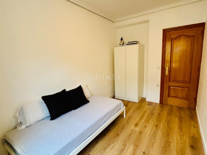 Foto 711d36ba-0fce-4514-9337-9fb1408b7dd7. Miete etagenwohnung in san jacinto castañeda 37 in Valencia