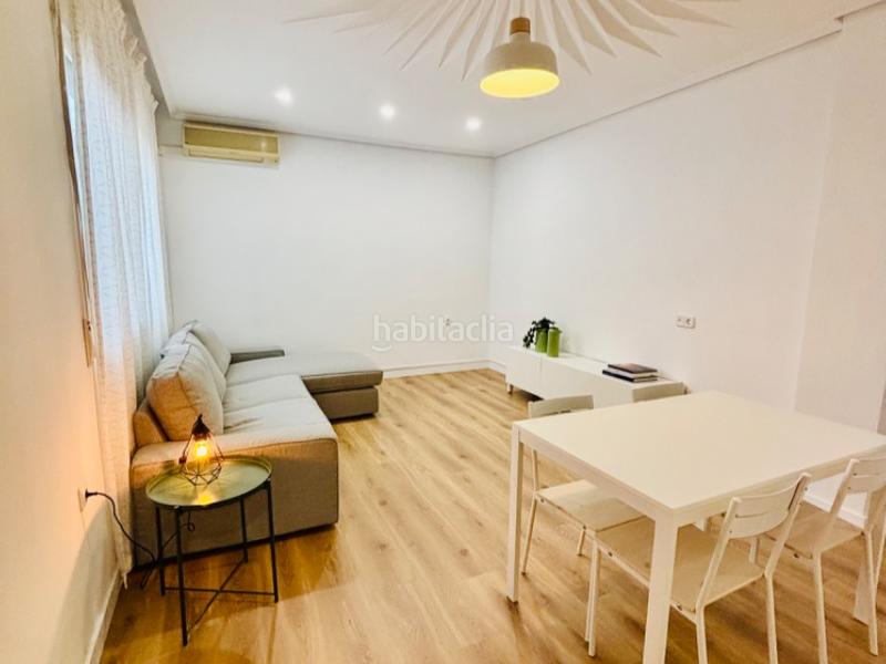 Foto d893aae7-2ecd-49b8-953d-be6f07979573. Miete etagenwohnung in san jacinto castañeda 37 in Valencia