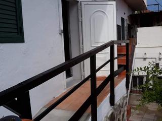 Chalet in Carrer del castell d'argençola 14. Chalet reformado con preciosas vistas al castillo de torre baró