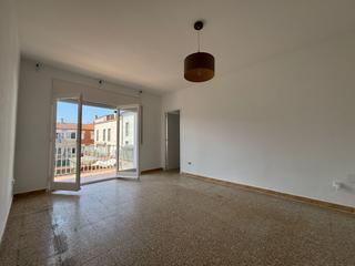 Appartamento in Carrer de la sala 26. Piso amplio y tranquilo