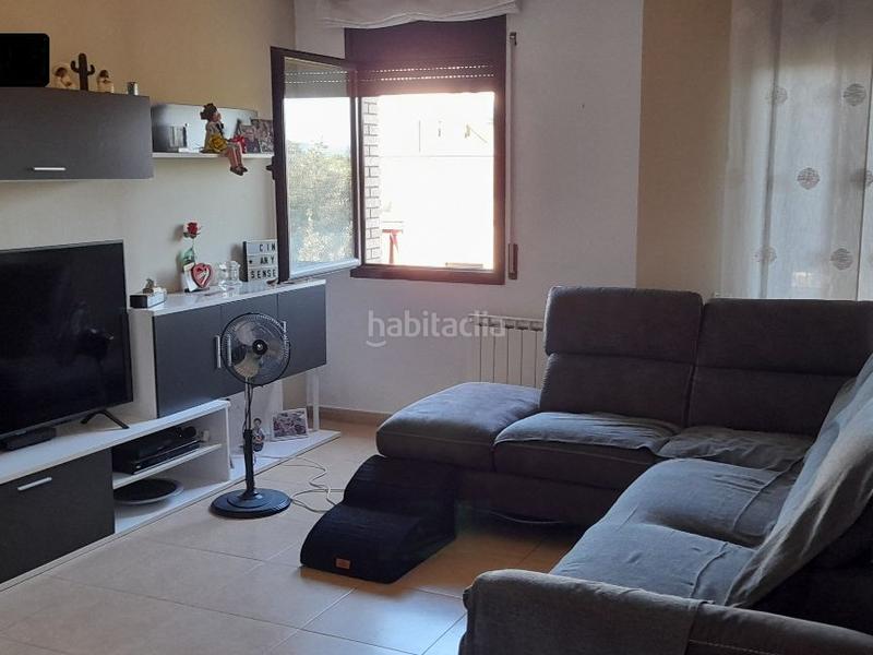 Foto 9d8217a6-8cbf-4aff-83da-27ac39ea2a09. Dúplex en carrer vidreres 9 con 2 plazas de parking en Sils