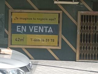 Local commercial à León  2. Se vende local en el centro de valladolid