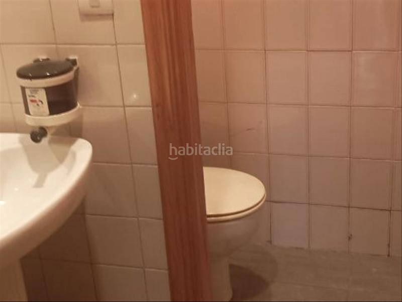 Foto a5111552-2b57-41de-8bcd-d1e45fbae9ed. Local commercial dans león 2 dans San Martín Valladolid