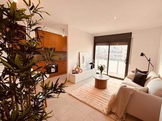 Lloguer Pis a Colom 12. Precioso piso semi nuevo