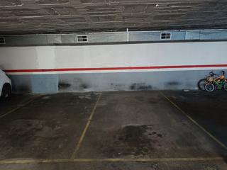 Miete Autoparkplatz in Buenavetura muñoz 12. Amplia plaza de parking fácil acceso y maniobra al lado tribunal
