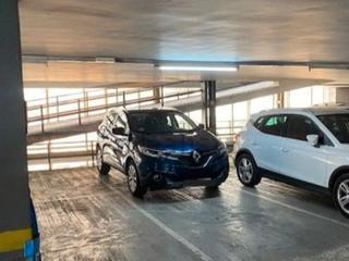 Parking coche en Avinguda blondel  96. Oportunidad de plaza de parking grande en el centro de lleida. p