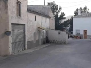 Masía en Diseminado 6. Cortijo para reformar - zona protegida