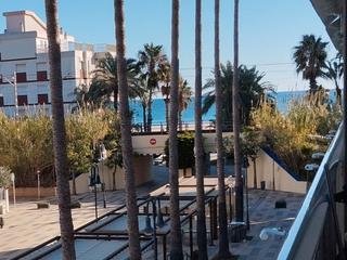 Lloguer Pis a Plaza sant jaume 3. Piso a un minuto de la playa de roda