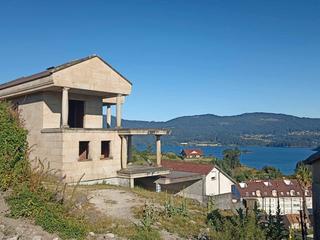 Xalet a Rúa fonte da xesteira 7. Ubicado en un entorno privilegiado de las rías baixas. esta vivi