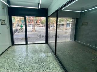 Geschäftsraum in Amilcar 21. Local en venta