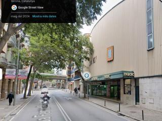 Alquiler Parking moto en Ronda ferran puig 19. Lloguer plaça d'aparcament per a una moto a la ronda ferran puig