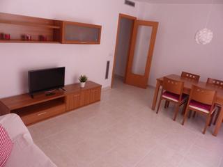 Rent Flat in Carrer d'antonio pascual 25. Alquiler piso zona llandells, docentes, sanitarios, ...