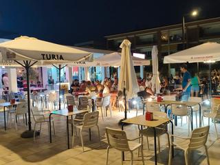Lloguer Local Comercial a Avinguda del mediterrani 1. Oportunidad  en el passeig marítim de cubelles.