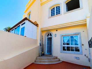 Lloguer Dúplex a Calle farmacéutico enrique arroyo  47. **ático dúplex exclusivo con terraza y vistas al mar*