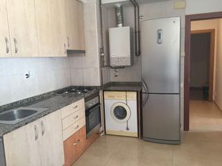 Appartement à Eduardo peña 146-148. Piso en venta en sant vicenç de castellet con parking incluido y