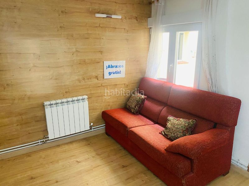 Foto 05effc7b-7247-45bd-9781-c8ce63abd0df. Piso en hermanos de pablo 6 ¡vendemos nuestra casa llena de historias de amor con una energía preciosa! en Madrid