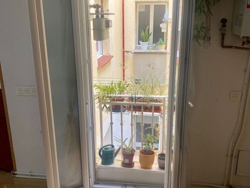 Foto 147e2805-89b1-4a81-874b-19245e6b589d. Piso en hermanos de pablo 6 ¡vendemos nuestra casa llena de historias de amor con una energía preciosa! en Madrid
