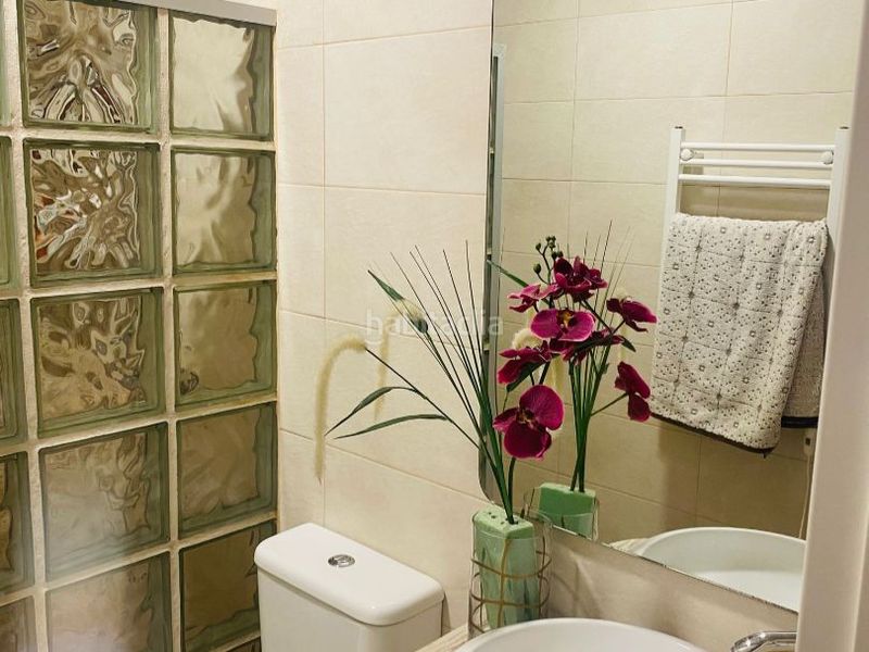 Foto 4882630a-6589-468b-84bc-37baebf84ee2. Piso en hermanos de pablo 6 ¡vendemos nuestra casa llena de historias de amor con una energía preciosa! en Madrid