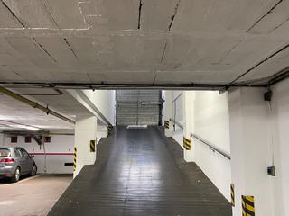 Parking coche en Carrer de la creu 18. Oportunidad: 2 plazas de parking en venta