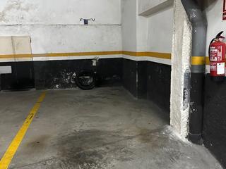 Lloguer Aparcament cotxe a Salva 20. Se alquila plaza coche mediano