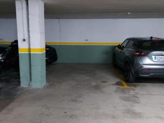 Lloguer Aparcament cotxe a Pau casals 45-47. Parking de alquiler