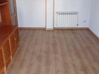 Piso en Doctor martin arevalo 35. Se vende piso de 1 dormitorio en madrid con ascensor