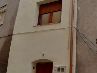 Haus in Carrer de l'església 15. Casa reformada a montgai (la noguera)