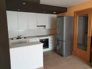 Location Appartement à Avinguda de montserrat 89. Piso de dos habitaciones semi amueblado en sant joan de vilatorr