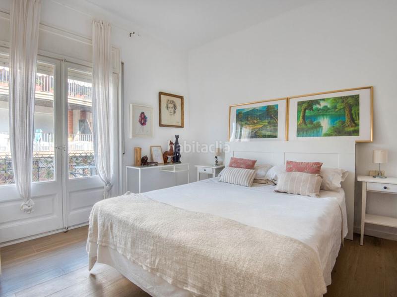 Foto 2a64f8dc-1404-4013-be48-e460c12c036c. Piso en xaloc 33 exclusivo piso reformado con vistas al mar junto al port marina en Palamós