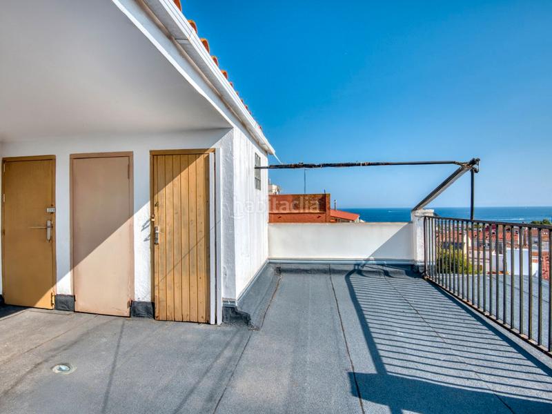 Foto 9034400c-4918-4d48-92eb-8a368def3e64. Piso en xaloc 33 exclusivo piso reformado con vistas al mar junto al port marina en Palamós