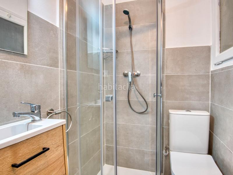 Foto c3149861-df2a-4c4c-a040-31cee025ee3b. Piso en xaloc 33 exclusivo piso reformado con vistas al mar junto al port marina en Palamós